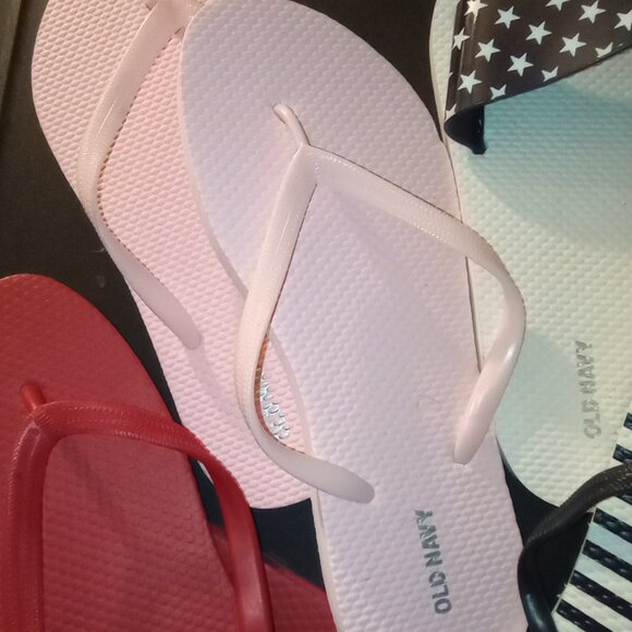 Old Navy NWOT Flip Flops/ Slides Lot of 4 Women's Size 8 Red, Blue, Pink, Flag - Picture 4 of 10